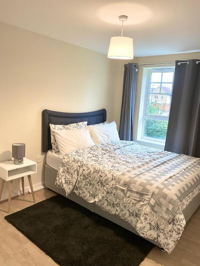 Impeccable 2-bed In Londres